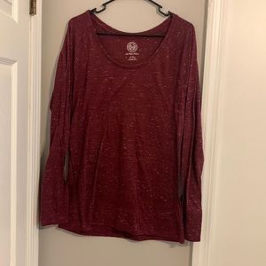 Long sleeve tee